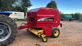 New Holland 544 baler