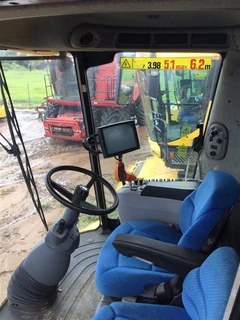 New Holland CR8070 stroper