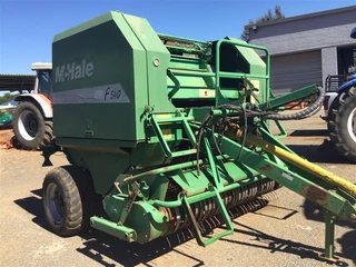 Mchale 5400 baler