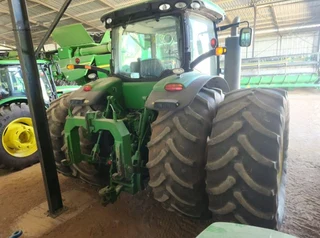 John Deere 8320R