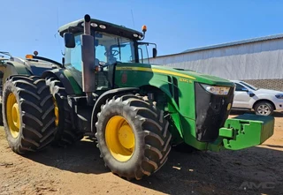 John Deere 8320R