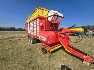 Pottinger faro 3500L feed trailer