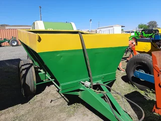 Magitec Kalk strooier