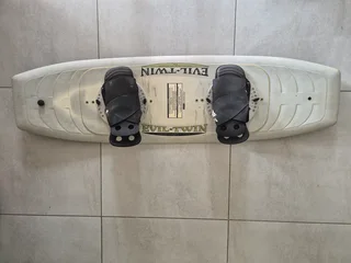 Wakeboard Evil Twin Bargain Only R2995 Collect Now