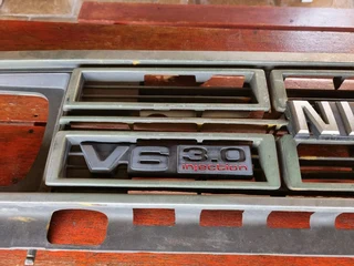 Nissan Sani 3.0 V6 Front Grill