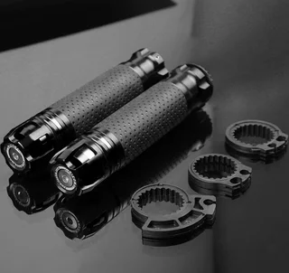Kawasaki 7/8" 22MM CNC Motorcycle Universal Grips and Bar Ends For  Z125 Z250 Z300 Z650 Z60