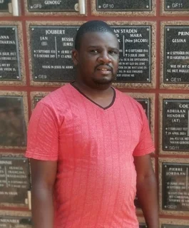 Looking - Ad posted by Lloyd Banda