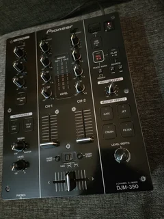 Pioneer djm 350 DJ mixer for sale!!