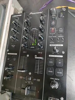 Pioneer djm 350 DJ mixer for sale!!