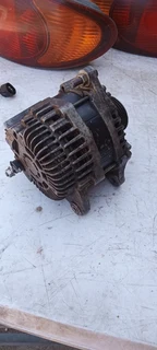 Elantra J2 Alternator R800.00