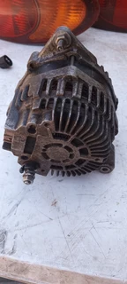 ELANTRA J2 ALTERNATOR R800.00