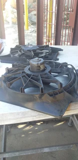 HYUNDAI TIBURON/ELANTRA J2 RAD FAN R850.00
