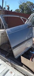 BMW E46 DOOR SHELL R450.00- ((Shell only))