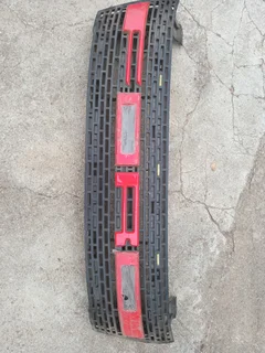 Ford Ranger T6 Grille R995.00 (new)