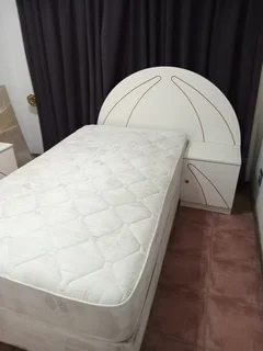 3/4 bed with head board and dresser R2500.00