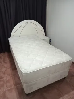 3/4 bed with head board and dresser R2500.00