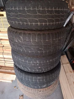 Tyres 265/60r18 R450.00 Each