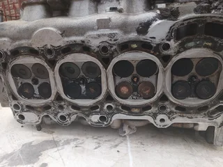 TOYOTA K3 CYLINDER HEAD R950.00