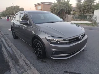 2018 Volkswagen Polo Hatchback Price R170 000 neg and it&#39;s yours