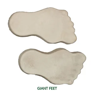Giant feet Left /Right