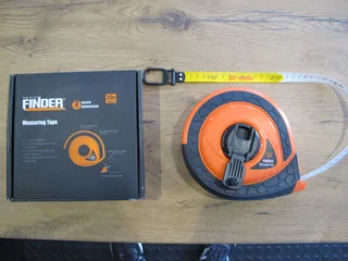 R199.00 – Fiberglass Measuring Tape 30m – Finder - NEW