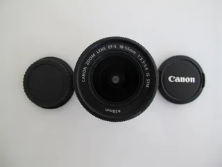 Canon EF-S 18-55 mm f 4 -5.6 IS STM Lens Like New