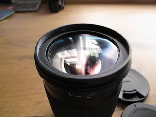 Sigma 18-300mm f/3.5-6.3 DC Macro OS HSM Contemporary Lens for Canon – SPOTLESS LIKE NEW