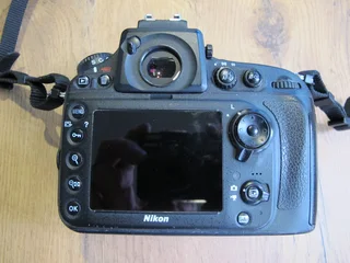 Nikon D800E 36.3 MP CMOS FX-Format Digital SLR Camera (Body Only)