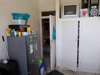 A great PRIVATE room to rent in Bluff for a single person, with full bathroom ensuite.