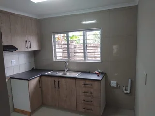 Outbuilding   to  let in unit 3