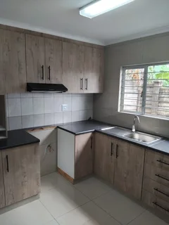 Outbuilding   to  let in unit 3