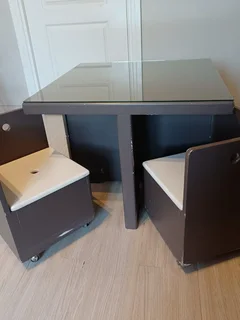 Kids wooden table - clever design