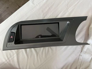 AUDI S4/ RS4/ A4 / A5 (B8) 8.8 INCH MEDIA TOUCHSCREEN WITH CARPLAY