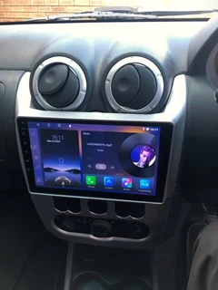 Renault Sandero 9 Inch Android Media Touchscreen Unit