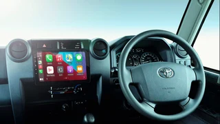 TOYOTA LANDCRUISER 70/79 SERIES 9 INCH TOUCHSCREEN MEDIA UNIT  WITH CARPLAY/ ANDROID AUTO/GPS