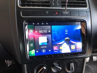 VW 9 INCH TOUCHSCREEN MEDIA PLAYER WITH CARPLAY/ GPS/ ANDROID AUTO