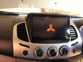 Mitsubishi Pajero Sport (2008-2016) 9 Inch Android Touchscreen Media Player With Gps