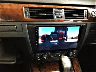 BMW E90 3 SERIES 9 INCH ANDROID TOUCHSCREEN WITH GPS / BLUETOOTH MEDIA PLAYER