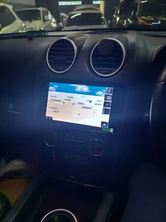 MERCEDES BENZ ML-CLASS (W164) 9 INCH ANDROID MEDIA/NAVIGATION/BLUETOOTH UNIT