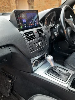 MERCEDES BENZ C-CLASS (W204) 9 INCH ANDROID MEDIA/NAVIGATION/BLUETOOTH UNIT (PRE FACELIFT)