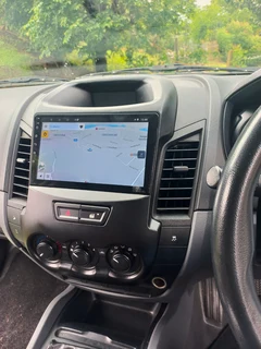 FORD RANGER T6 ANDROID 64GB TOUCHSCREEN MEDIA PLAYER WITH CARPLAY