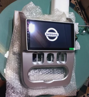 NISSAN NP200 9 INCH TOUCHSCREEN MEDIA UNIT