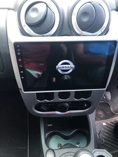 Nissan Np200 9 Inch Touchscreen Media Unit