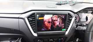 VEHICLE SPECIFIC MEDIA NAVIGATION UNITS FOR MOST CARS - BMW, MERC, VW, TOYOTA, HYUNDAI, AND OTHERS