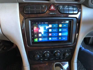 MERCEDES BENZ C-CLASS PRE-FACELIFT (W203) 7 INCH ANDROID MEDIA/NAVIGATION/BLUETOOTH UNIT