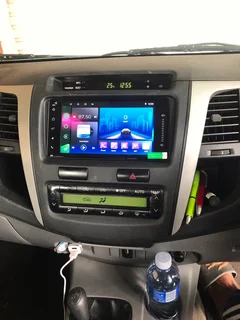 TOYOTA 7 INCH ANDROID TOUCHSCREEN MEDIA PLAYER WITH GPS/ BLUETOOTH