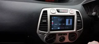 HYUNDAI I20 (2009 - 2012) 7 INCH TOUCHSCREEN MEDIA PLAYER WITH CARPLAY/ ANDROID AUTO/ GPS