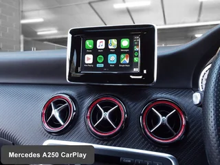MERCEDES BENZ APPLE CARPLAY / ANDROID AUTO WITH CAMERA INTEGRATION ONTO FACTORY SCREEN