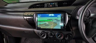 VEHICLE SPECIFIC MEDIA NAVIGATION UNITS FOR MOST CARS - BMW, MERC, VW, TOYOTA, HYUNDAI, AND OTHERS