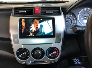 UNIVERSAL ANDROID 2 DIN BLUETOOTH MEDIA UNIT